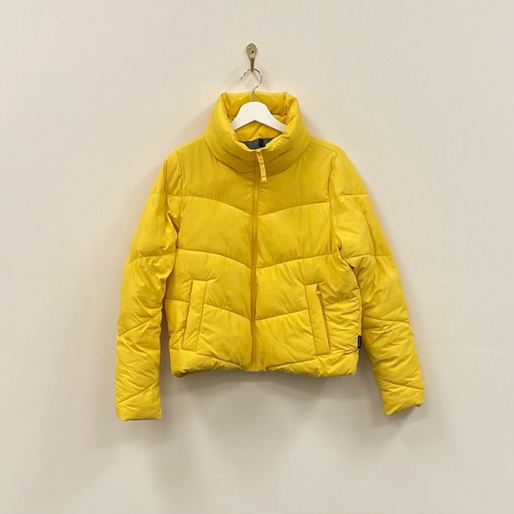 Yellow Puffer Jacket, Abercrombie & Fitch. Size S - Picture 11 of 13